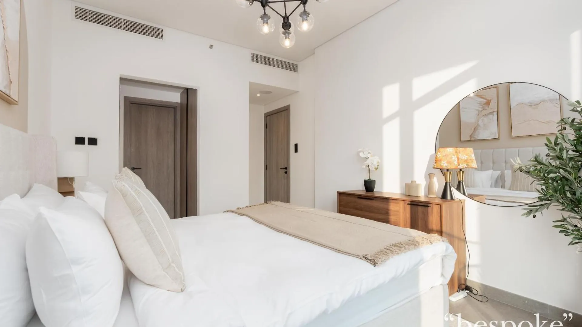 Bespoke Holiday Homes - Stylish 1-Br Apartment In Oxford Terraces, Jvc Ντουμπάι