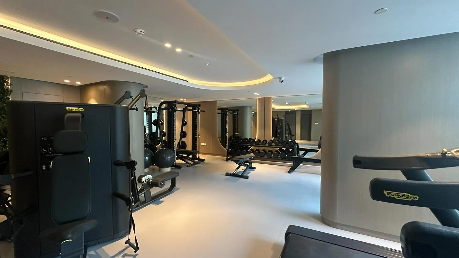 Bespoke Holiday Homes - Stylish 1-Br Apartment In Oxford Terraces, Jvc Dubai